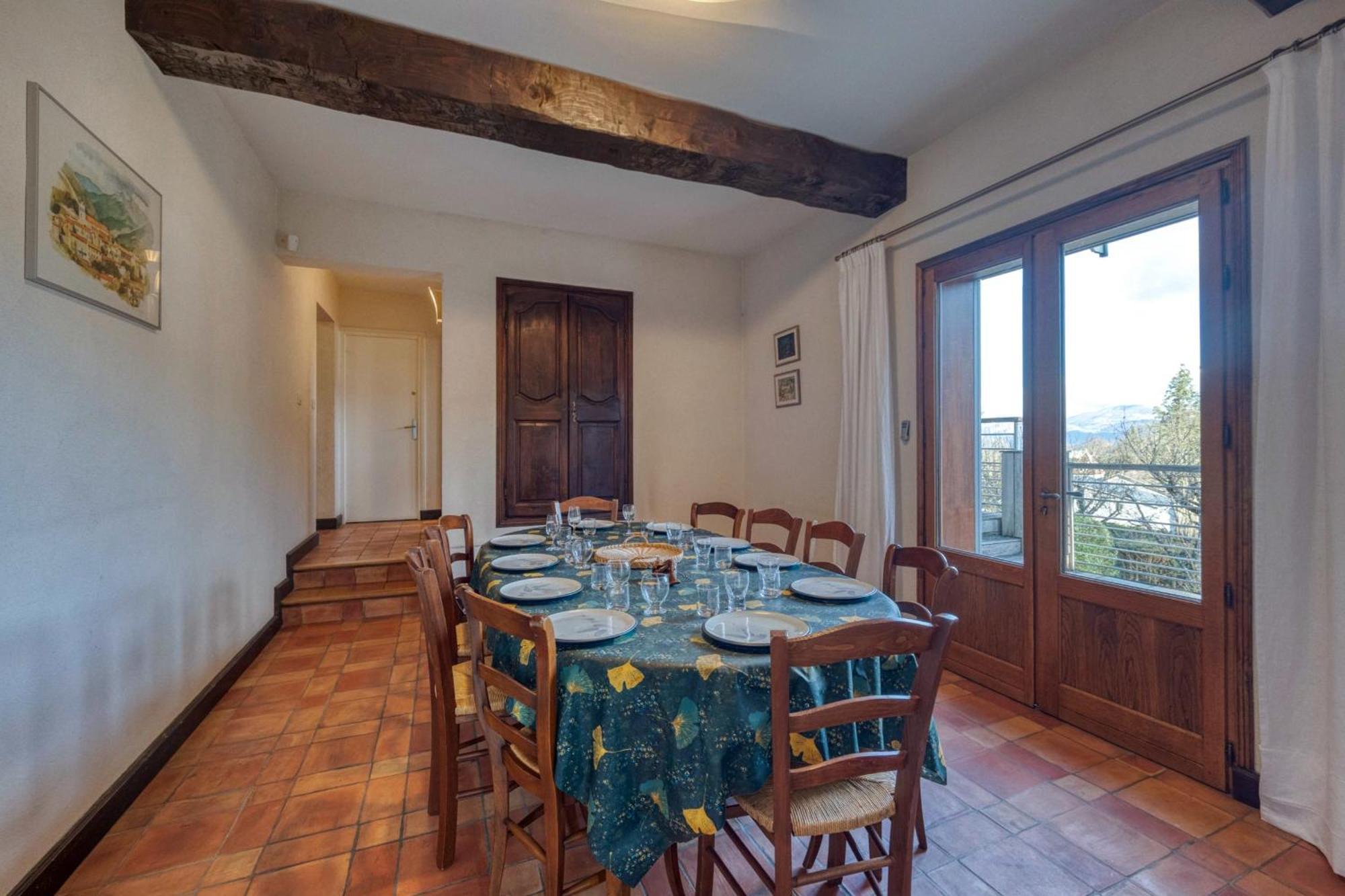#Hp La Maison Des Lilas Large Family House Sleeps 12 Garden Seyssinet Esterno foto