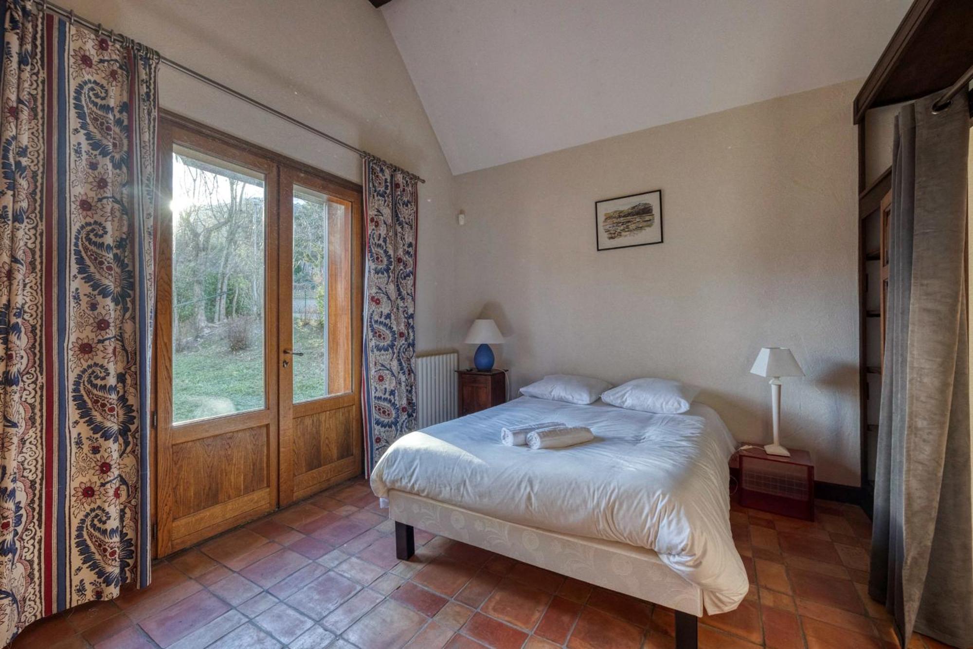 #Hp La Maison Des Lilas Large Family House Sleeps 12 Garden Seyssinet Esterno foto